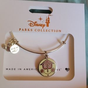 Alex and Ani Small world Bracelet